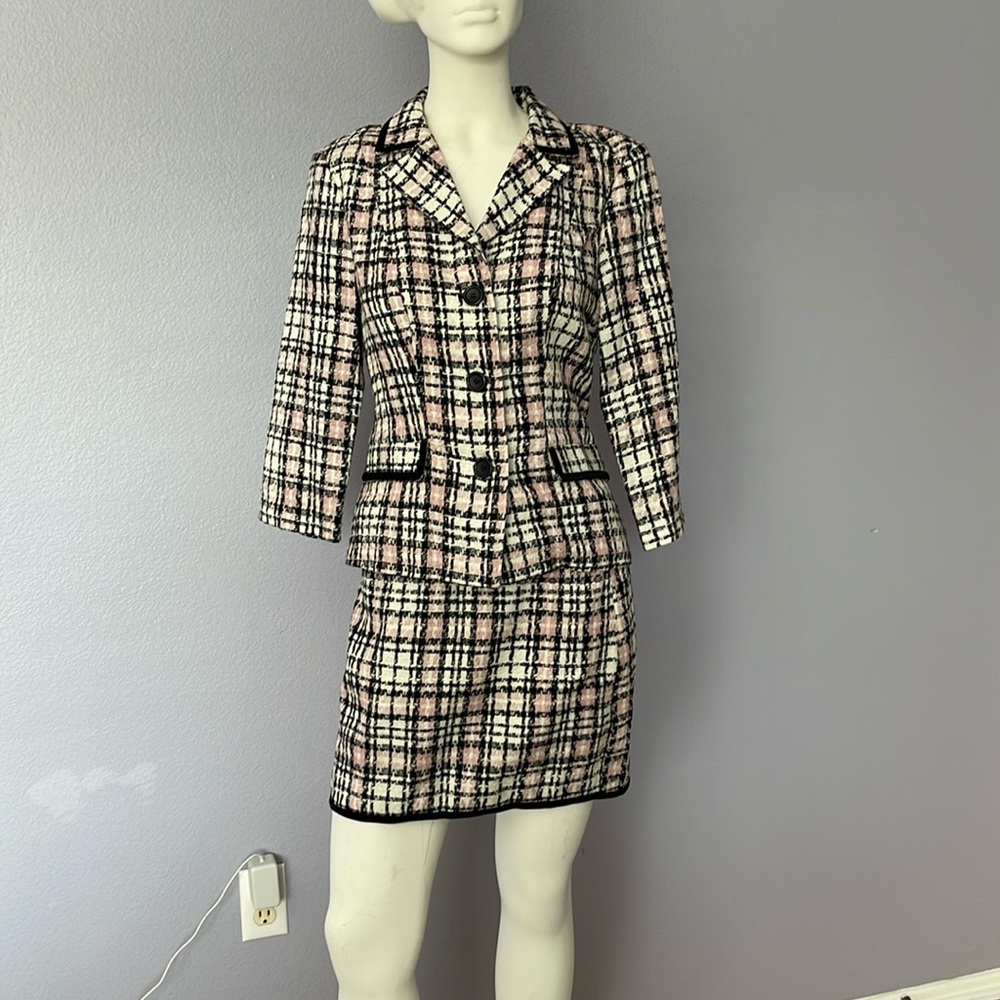 Barbie style suit